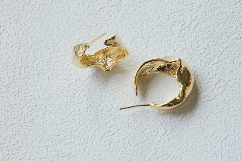 Lune Hammered Hoops