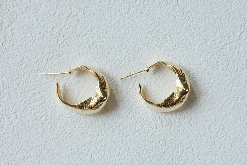 Lune Hammered Hoops