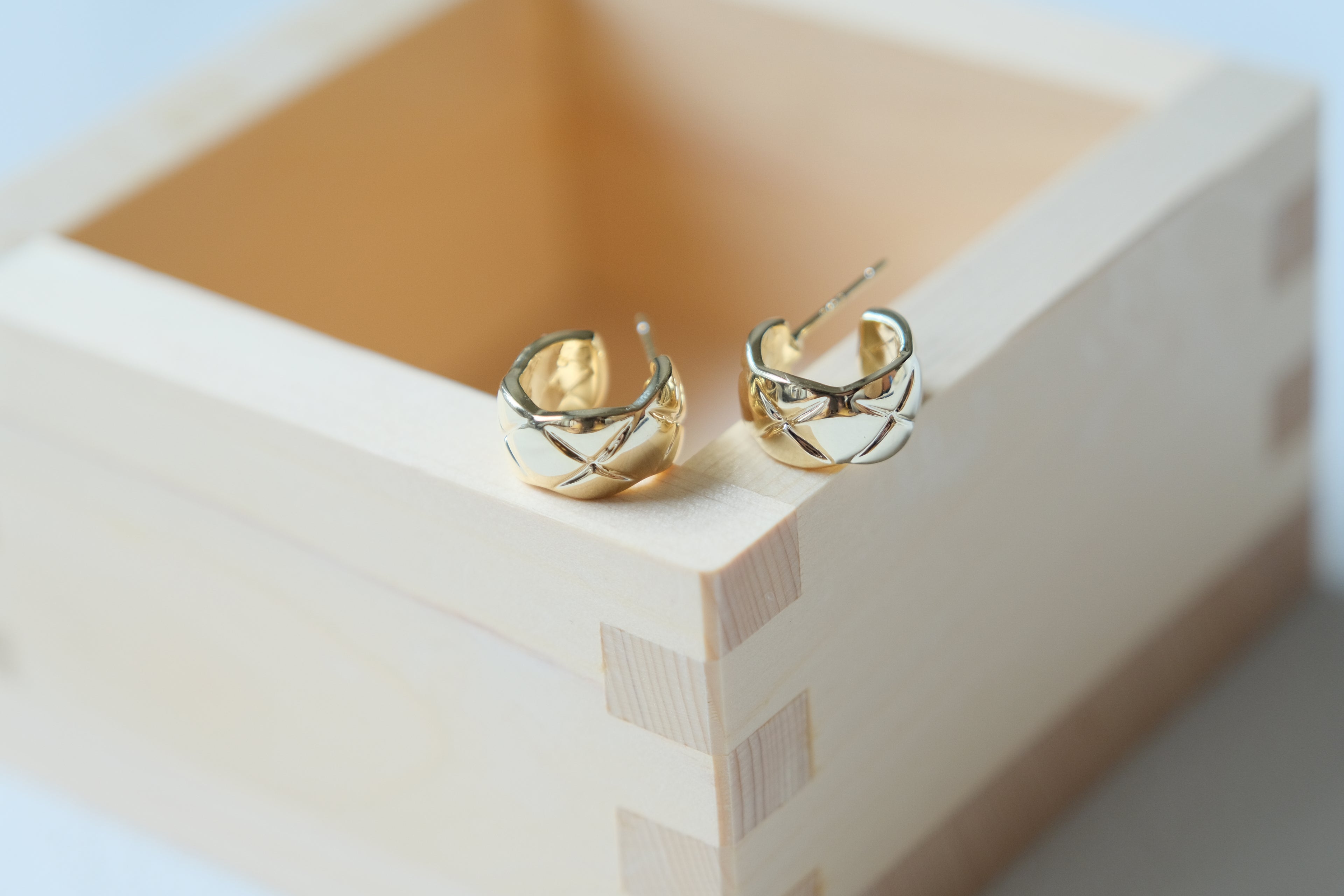 Matelassé Gold Studs