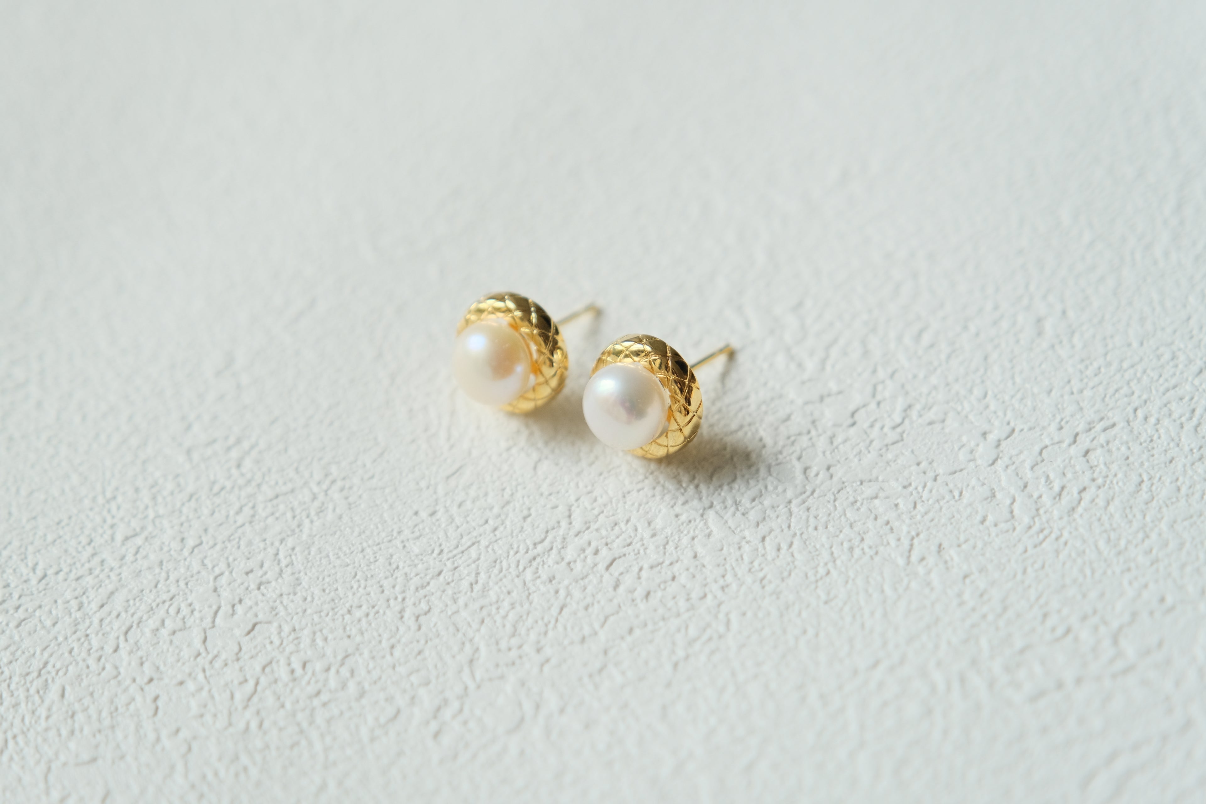 Matelassé Pearl Studs