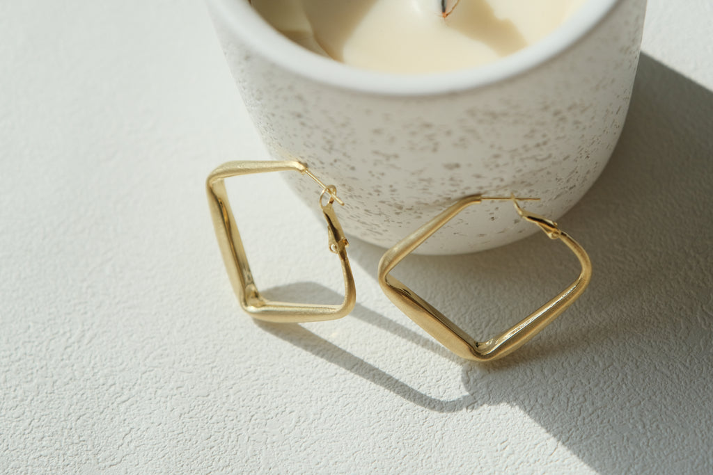 Carré Matte Hoops