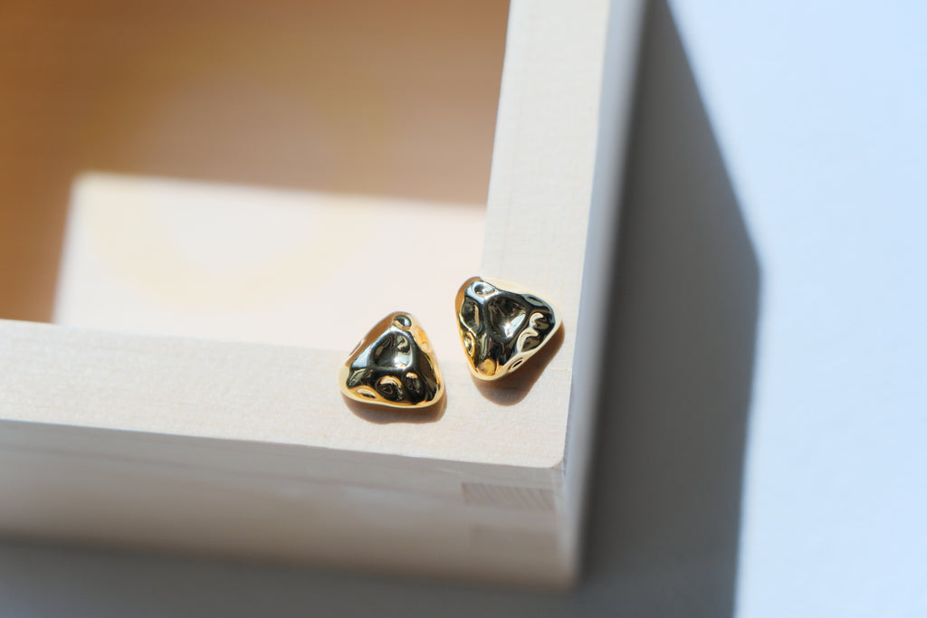 Petite Pebble Studs
