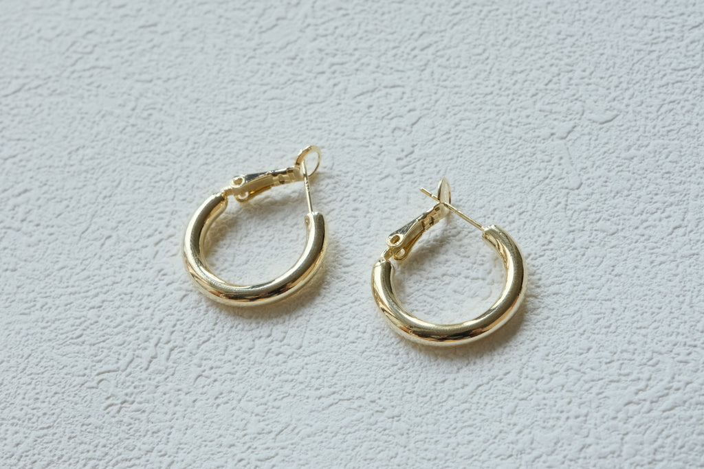 Petite Luxe Hoops