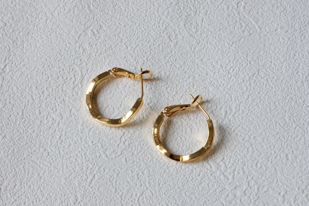 Lumière Faceted Hoops