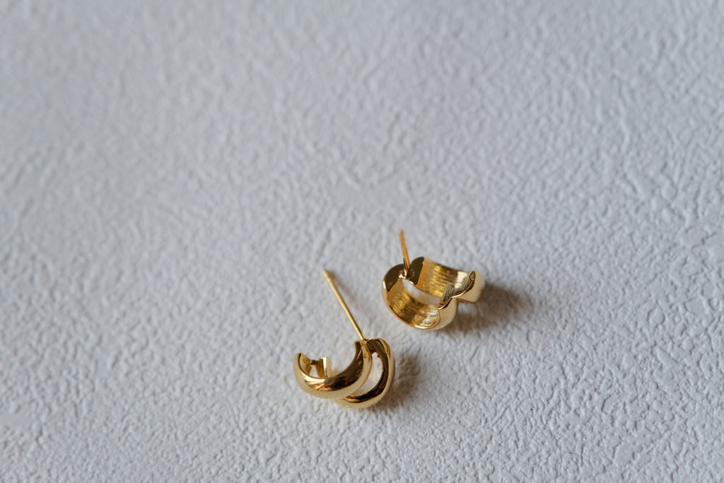 Cascade Crescent Drops