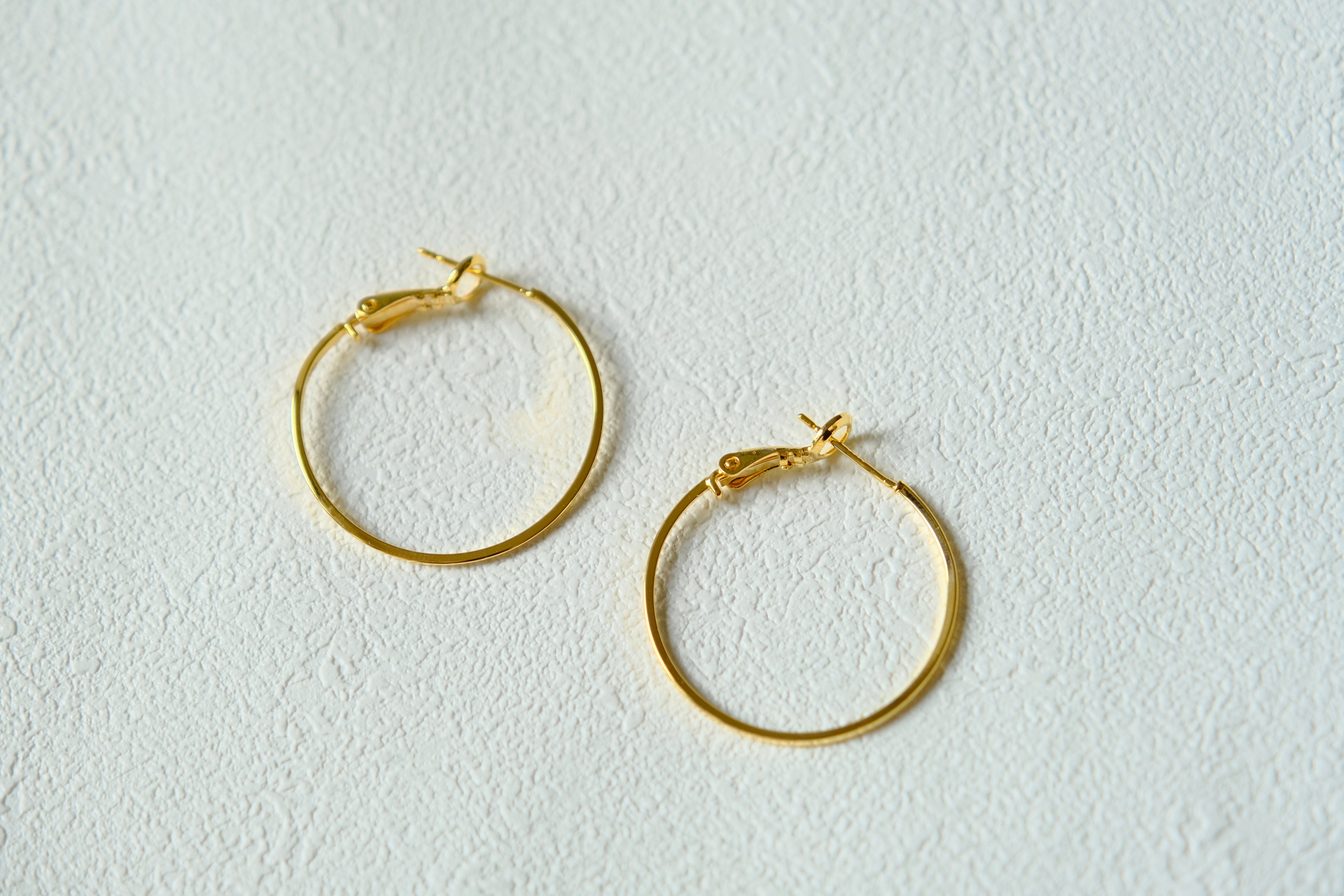 The Everyday Luxe Hoop