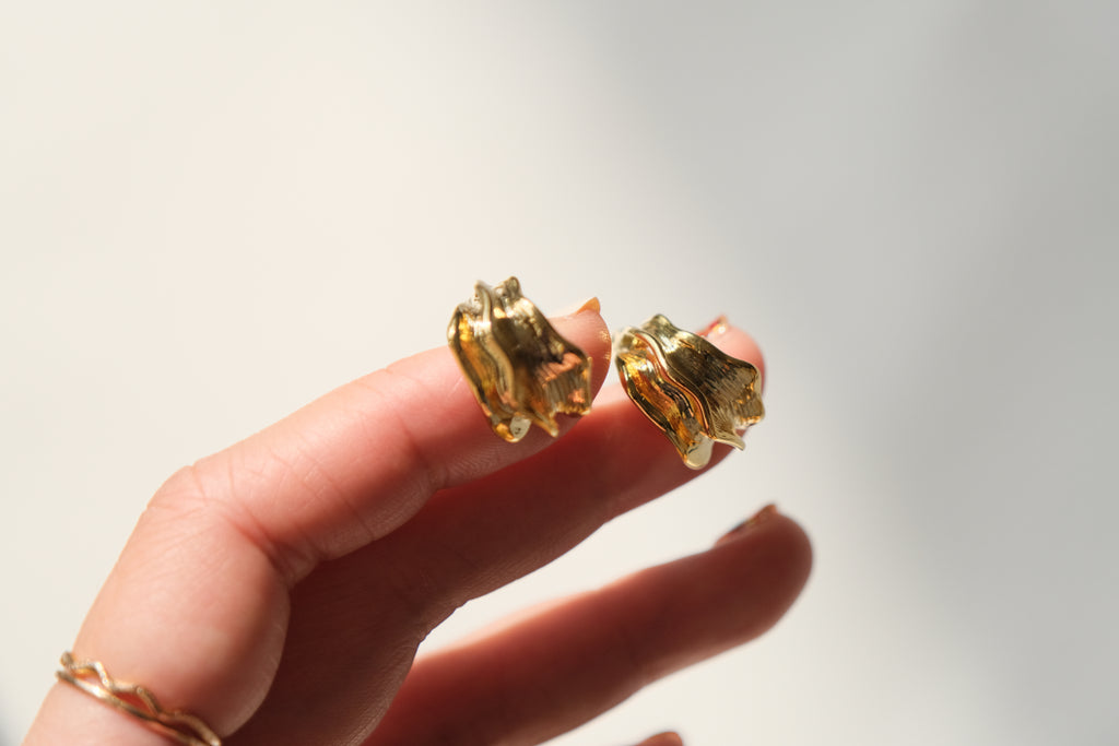 Vague Sculptural Studs