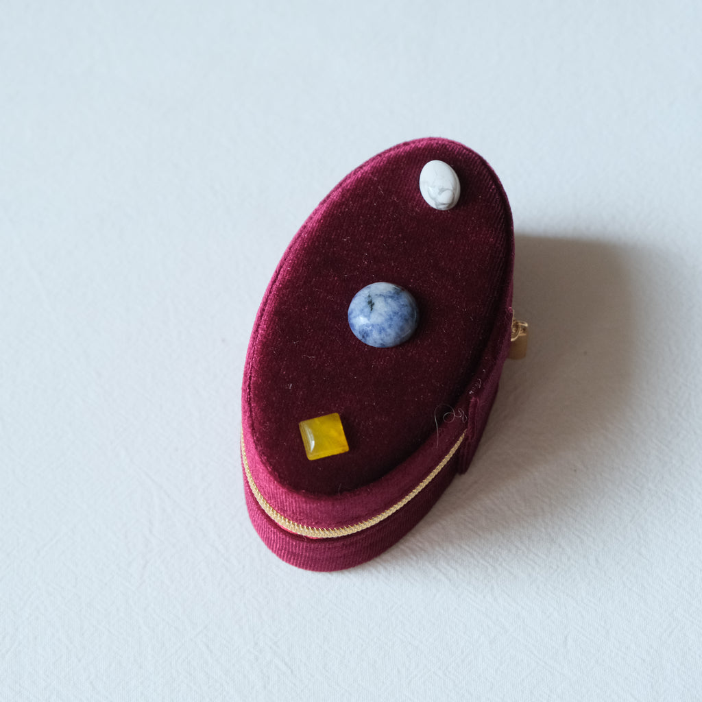 Velvet Oval Jewelry Case