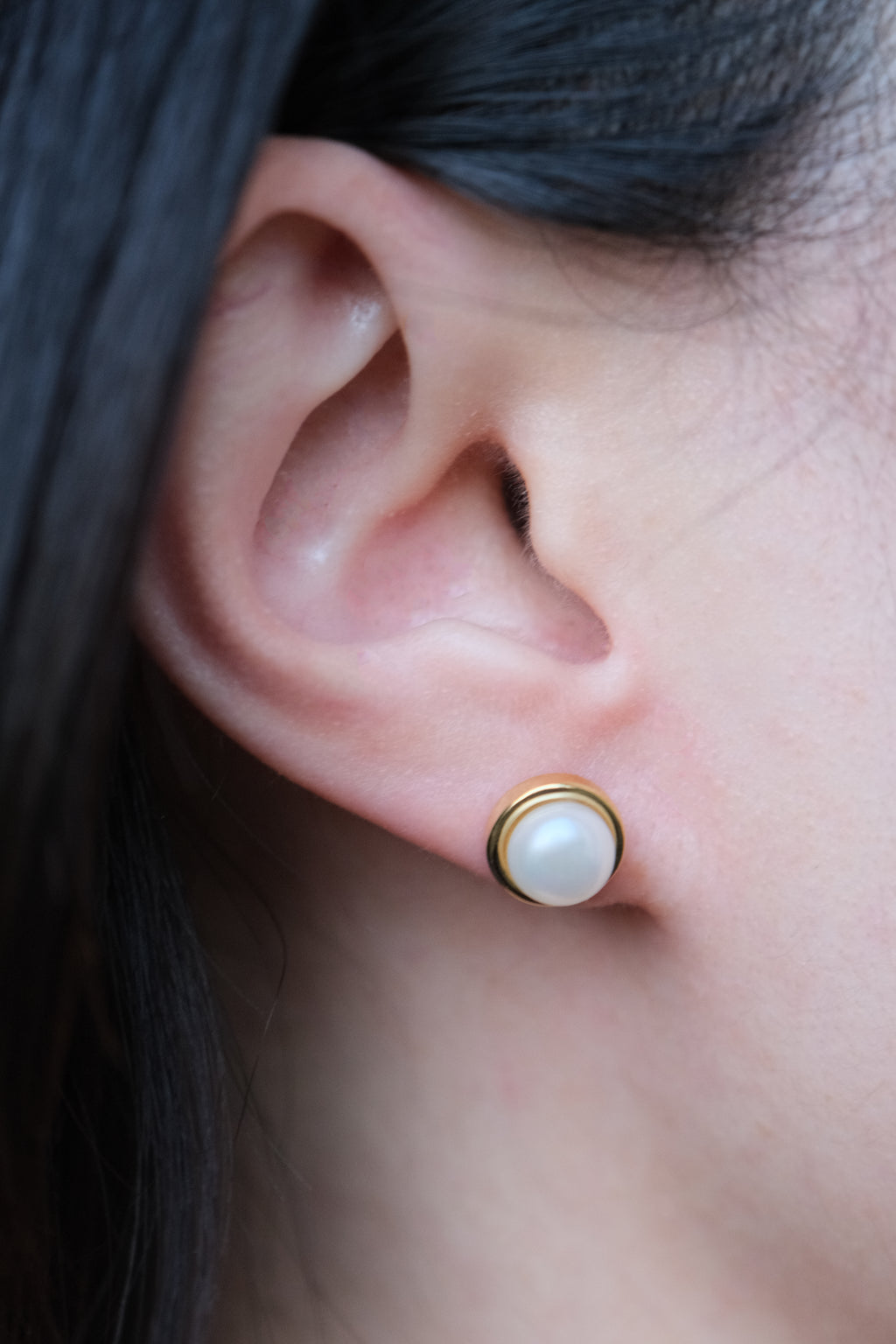 Classique Pearl Studs