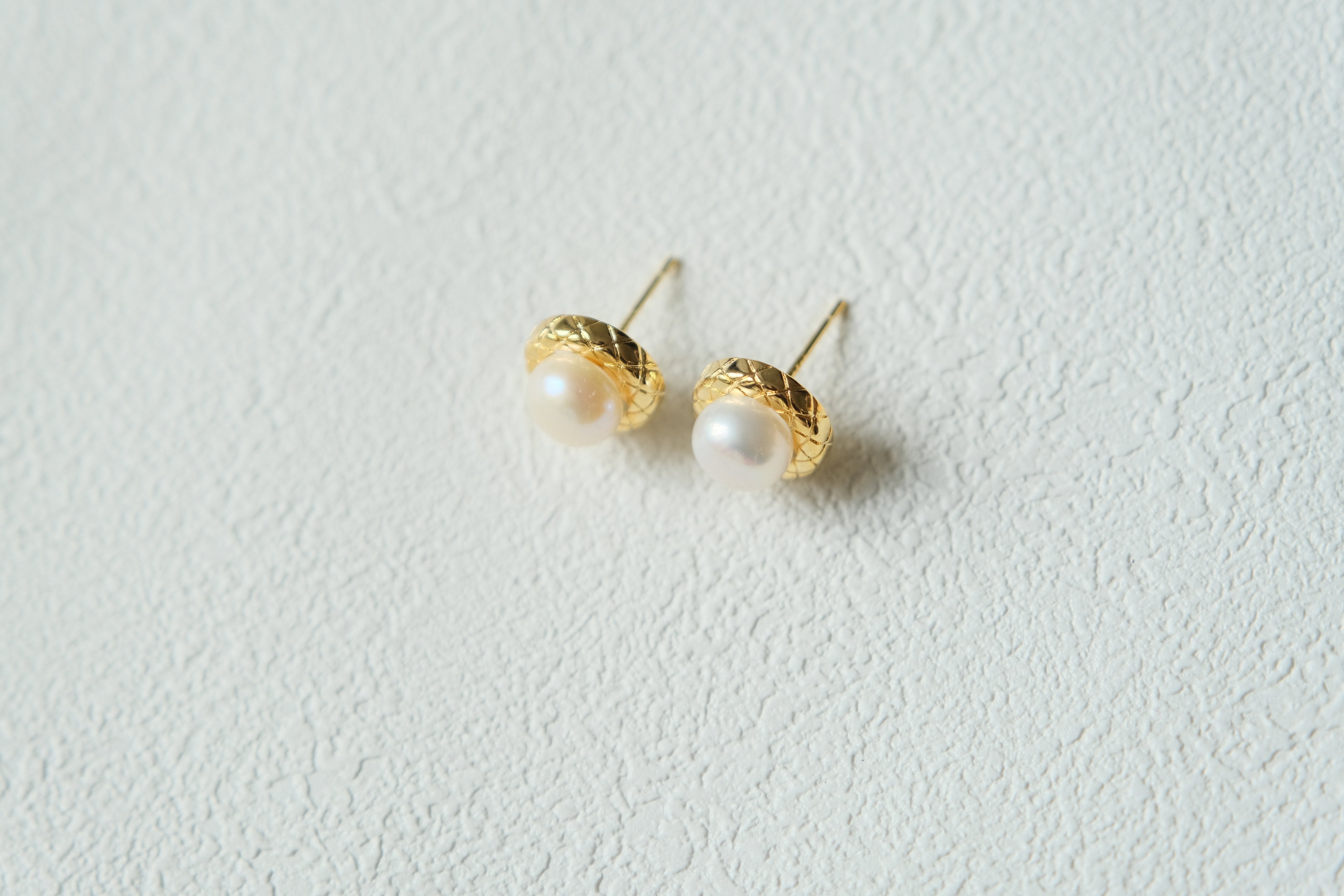 Matelassé Pearl Studs