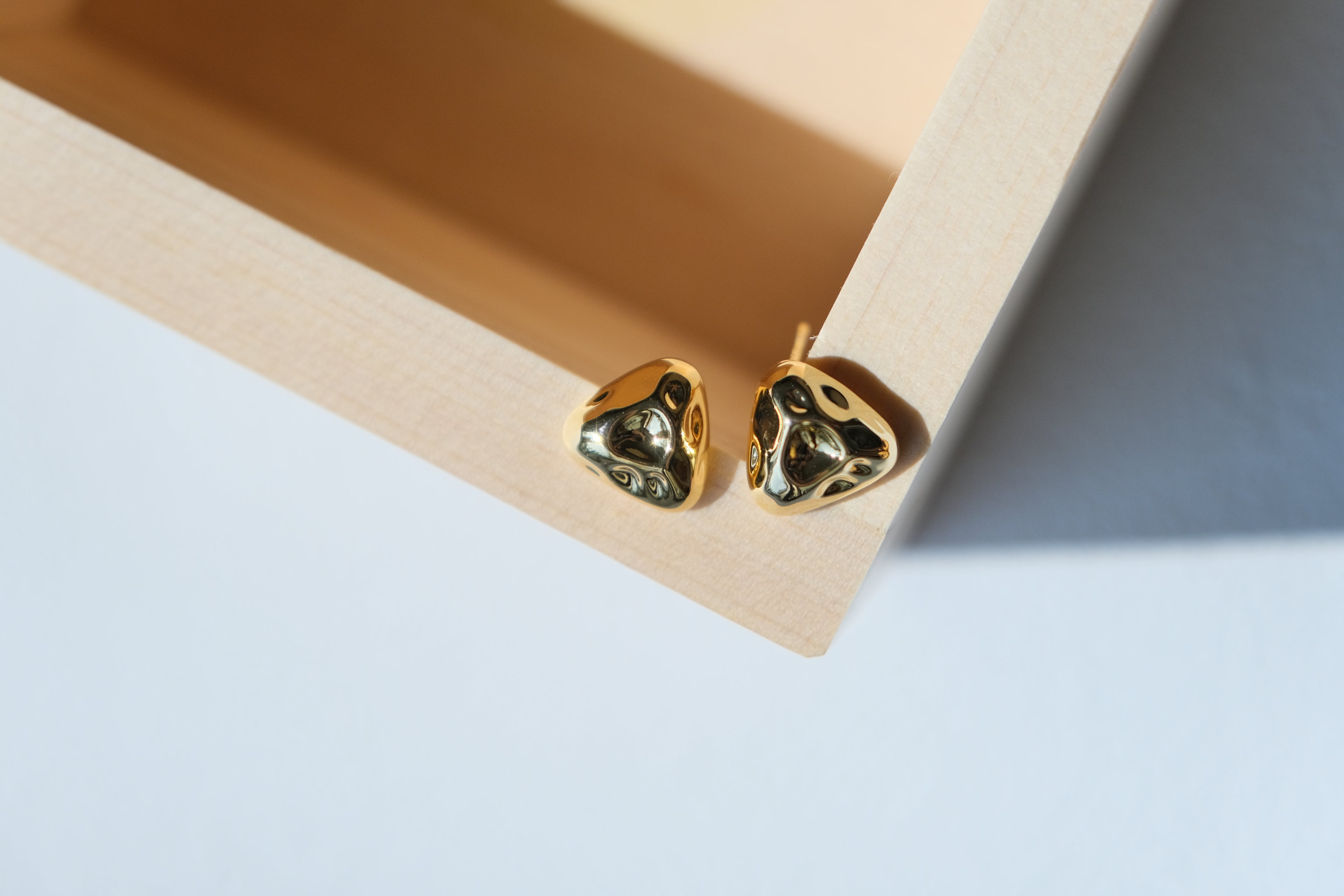Petite Pebble Studs
