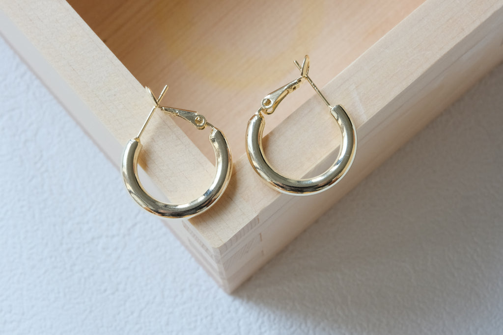 Petite Luxe Hoops