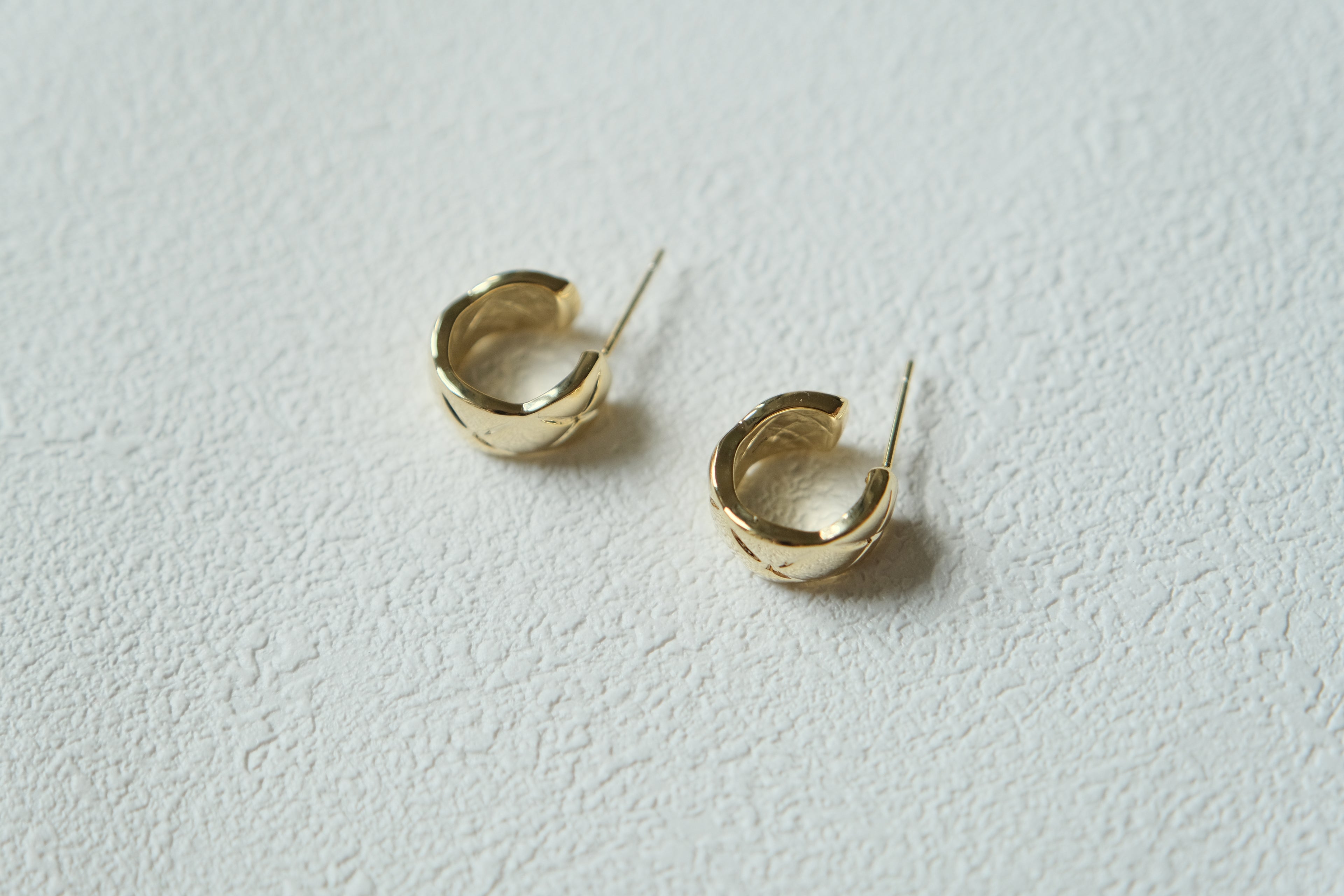 Matelassé Gold Studs